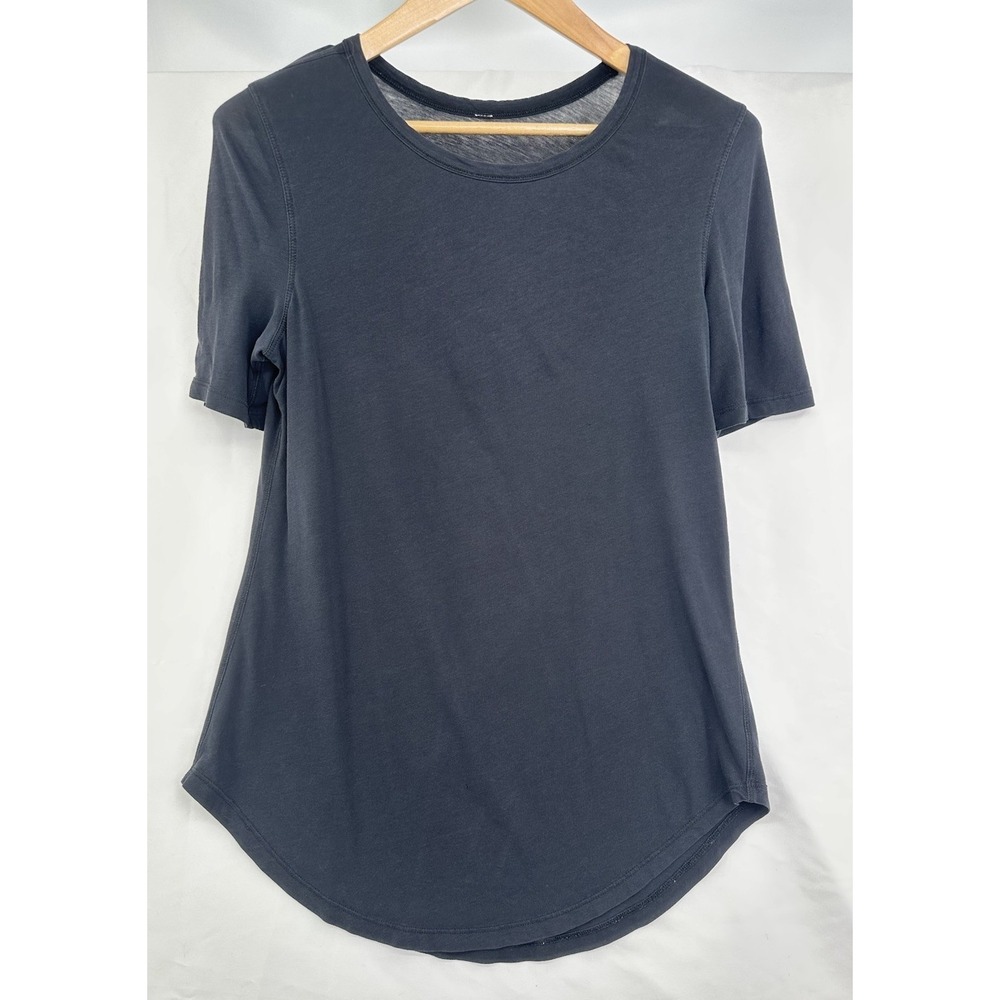 Lululemon Love Tee Short Sleeve Casual Light Weight Curved Hem Black Shirt  M